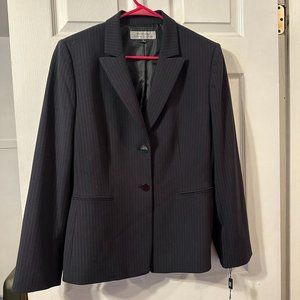 Women's Tahari Arthur Levine Navy Blue Pin-Striped Blazer Size 12 (NWT)